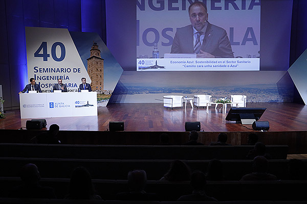 Aspecto de la sala durante la inauguración del 40 Seminario de Ingeniería Hospitalaria.