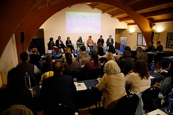 Aspecto de la sala durante la Jornada 