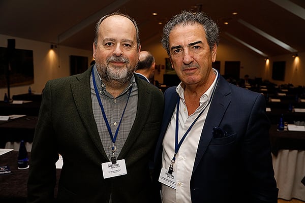 José Rincón, director de la Delegación Centro Medgas de Air Liquide Healthcare; y Miguel Ángel Ortiz de Valdivieso, gerente del Centro de Hemoterapia y Hemodonación de Castilla y León.