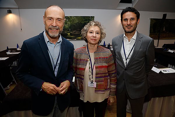 Julio Zarco, director gerente del Hospital Infantil Universitario Niño Jesús; Rosa Fernández, gerente del Hospital de El Escorial; y Arturo Mengual, responsable jurídico del Hospital Niño Jesús.