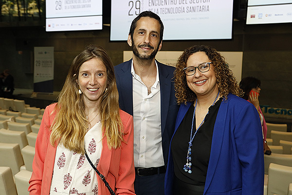 Margarita Sopena; Alberto Cornejo y Manoli Domínguez.