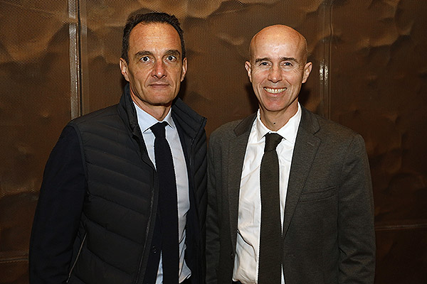 José Manuel Gallego, director médico de Segurcaixa Adeslas en la delegación de Huesca; y Christian Desrocques, jefe de Departamento de Gestión y Análisis de hospitales en SegurCaixa.
