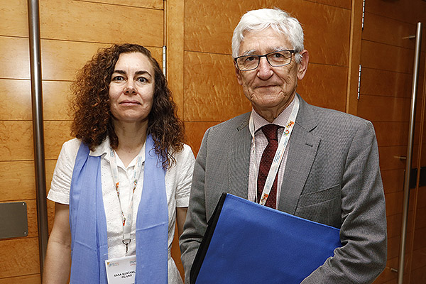 Sara Quintanilla, directora de SEMG; y José Ramón Lluís-Yagüe,director del Departamento de Relaciones con las CCAA de la Asociación Nacional Empresarial de la Industria Farmacéutica (Farmaindustria).