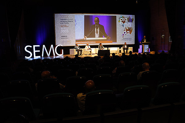 Aspecto de la sala durante la inauguración del 29 Congreso Nacional de SEMG.