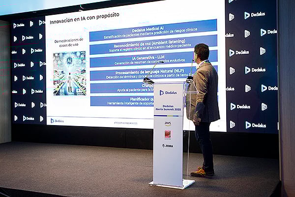Explicación de Carlos Nuño sobre seis casos de innovación con propósito.