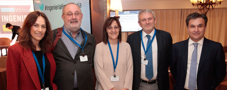 María Dolores Lorenzo, jefa del Servicio de Aprovisionamiento del Servicio Gallego de Salud (Sergas); Alberto Blaz, subdirector de Compras y Servicios del Sergas; Sara Castelo, socia fundadora de Tesera de Hospitalidad S.L.; Emilio Rodríguez, director de Gestión del Hospital de Móstoles; y José Luis López, jefe del Servicio de Coordinación de los Servicios del Sergas.