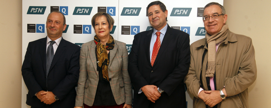 Ricardo Herranz Quintana, gerente director del Hospital Universitario Puerta de Hierro Majadahonda; María Luz de los Mártires Almingol, gerente Asistencial de Atención Hospitalaria de la Conserjería de Sanidad;  Joaquín Estévez, presidente de Sedisa; y José Soto, gerente del Hospital Clínico San Carlos.