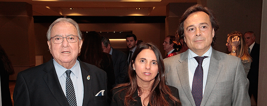 Diego Murillo, presidente de honor de AMA; Raquel Murillo, directora general adjunta de AMA, y Javier Herrera, secretario general de AMA.