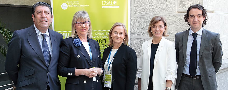 Manuel Vilches, María Luz López-Carrasco, Margarita Alfonsel,María Dolores del Pino, presidenta de la Sociedad Española de Nefrología, Pablo Crespo, director legal de Fenin.