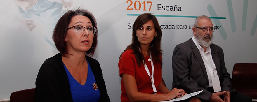 Ángeles Barrios, directora de Comunicación de Philips Ibérica; Carmen Boronat, directora de People en Opinno y Joan Escarrabill, director del programa de cronicidad del Hospital Clínic.