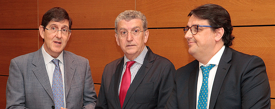 Manuel Villegas, Sebastián Celaya y José María Vergeles. 