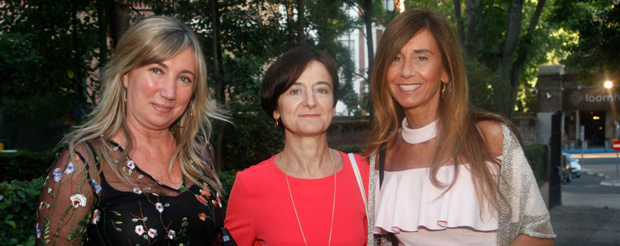 Montserrat Cañadas, psicóloga responsable del equipo de admisiones de ITA; Mercedes Galán, directora de la Fundación ITA, y Montse Sánchez Povedano, directora general de ITA.