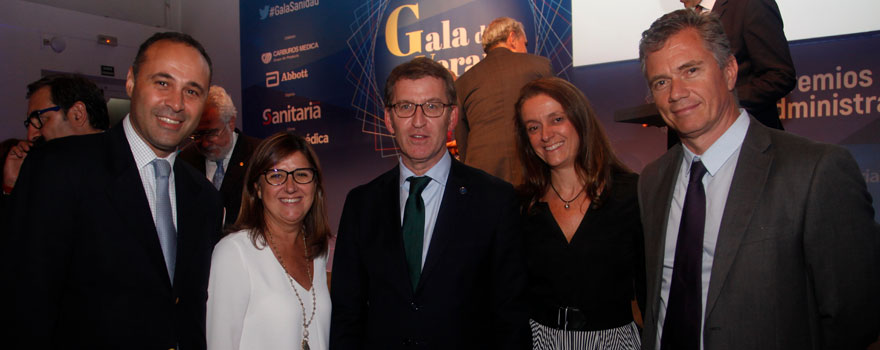 Ahmed Hababou, director general de Carburos Metálicos; Regina Leal, directora del Sescam; Alberto Núñez Feijoo, presidente de Galicia; Ana Ojanguren, directora de Comunicación de Abbott, y Luis García Bahamonde, director general de Abbott en España.