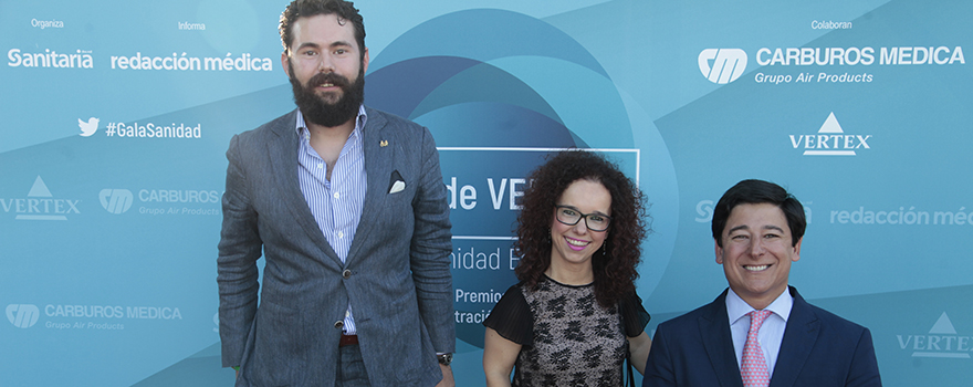 Daniel García, secretario de Organización de Cocemfe; Marta Castillo, presidenta de Cocemfe Granada; y Borja Fanjul, director general de Políticas de Apoyo a la Discapacidad del Ministerio de Sanidad.