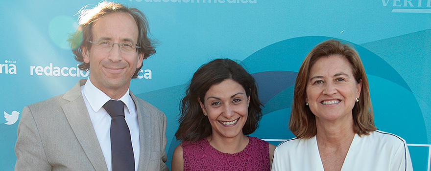 Jaime Rivas, director de Relaciones Institucionales, Gestión Sanitaria y Comunicación Corporativa de Takeda; Marta Yáñez, Communication Manager de Takeda; y Carmen González, Public Policy and External Affairs-Patient Advocacy Lead de Takeda.