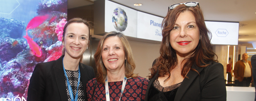 María José Muñoz, Remedios Miranda y Carmen López, todas de Roche. 