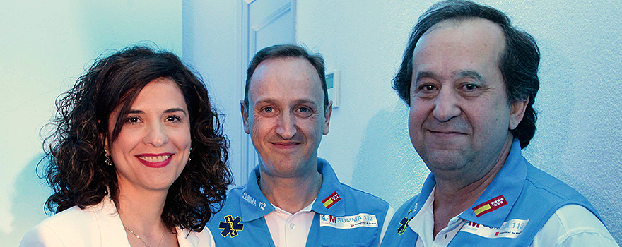 Teresa Galindo; José Luis Pérez, director de Enfermería del Summa 112 y Pablo Busca.
