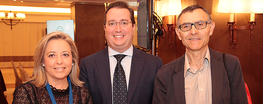 Elena Bollo de Miguel, Graciliano Estrada Trigueros, y José María González Ruiz.