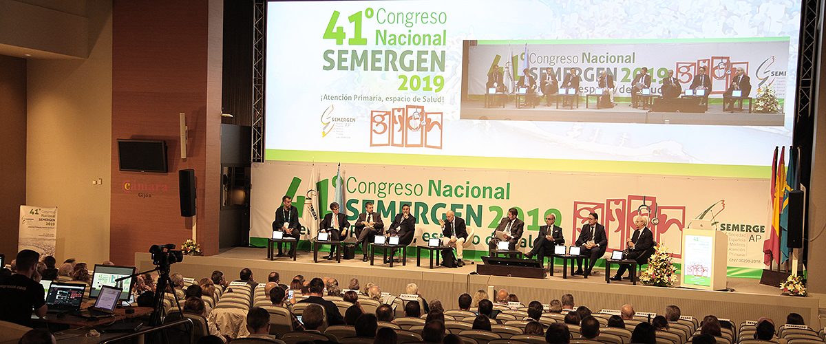 Aspecto de la sala durante la mesa precongresual.