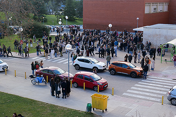 Vista de los exteriores de la Facultad de Geografía e Historia de la UCM.