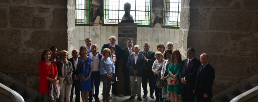 Miembros de Asomega en la Facultad de Medicina de Santiago de Compostela