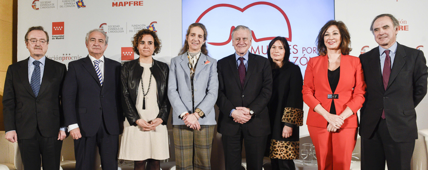 Los representantes que han participado este lunes en el acto de la campaña 'Mujeres por el corazón'