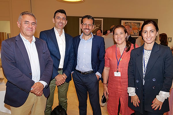 Eduardo Coto, Francisco Fernández, José Sánchez, Ana Barbón, y Teresa de La Lombana, integrantes de MSD. 