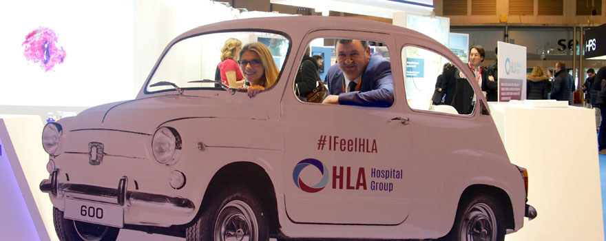 El stand de HLA en Fitur Salud ha contado con decoración para que los asistentes se fotografíen.