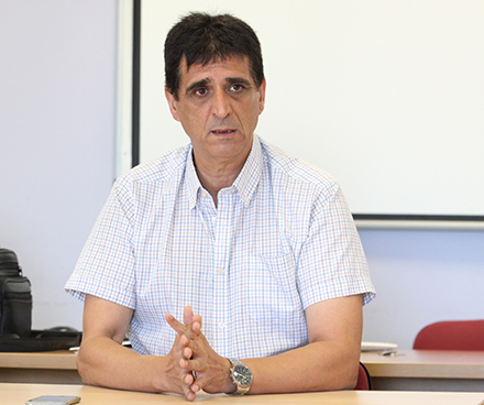 Antonio Cabrera, secretario de la Federación Estatal de Sanidad de CCOO.