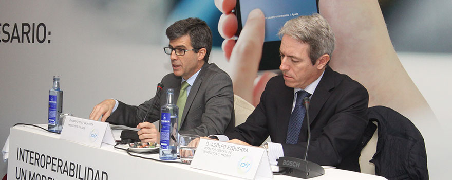 Adolfo Fernández-Valmayor y Adolfo Ezquerra han sido las autoridades encargadas de inaugurar la jornada. 