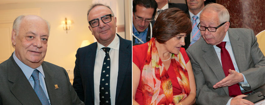 Marío Rodríguez y José Manuel Baltar, presidente y director de Operaciones, respectivamente, de Hospitales San Roque. A la derecha, Carmen Ruiz charla con Julio Sánchez Fierro, vicepresidente del Consejo Asesor de Sanidad,