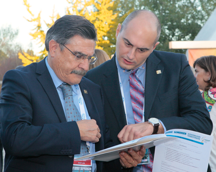 José Luis Llisterri, presidente de Semergen, junto a Sergio Cinza, en el Congreso en Santiago.