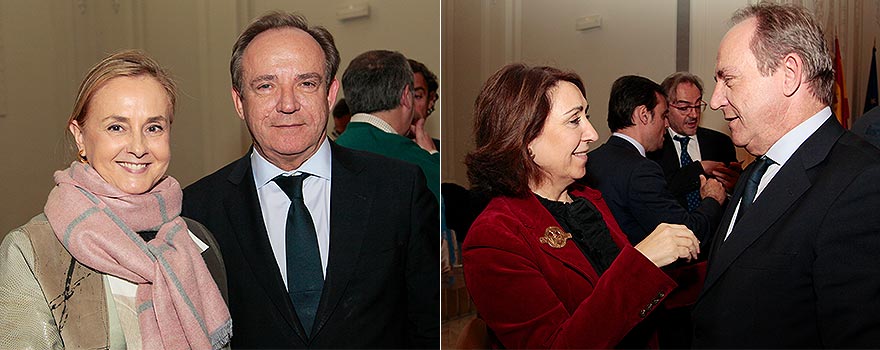 En estas imágenes, Javier Castrodeza con Margarita Alfonsel (en la izquierda) y charlando con Emilia Sánchez Chamorro, directora de Planificación, Investigación y Formación de la Consejería de Sanidad de la Comunidad de Madrid (en la derecha). 