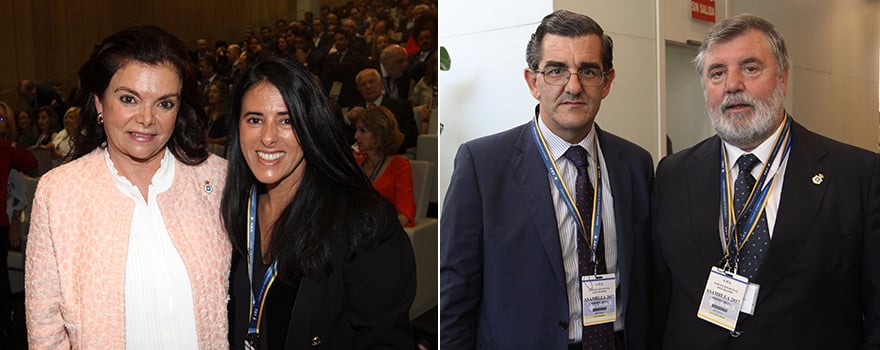 A la izquierda, Carmen Peña, exconsejera de AMA y presidenta de la Federación Farmacéutica Internacional, con Guadalupe Murillo. A la derecha, Juan Abarca Cidón, con  Luciano Vidan.