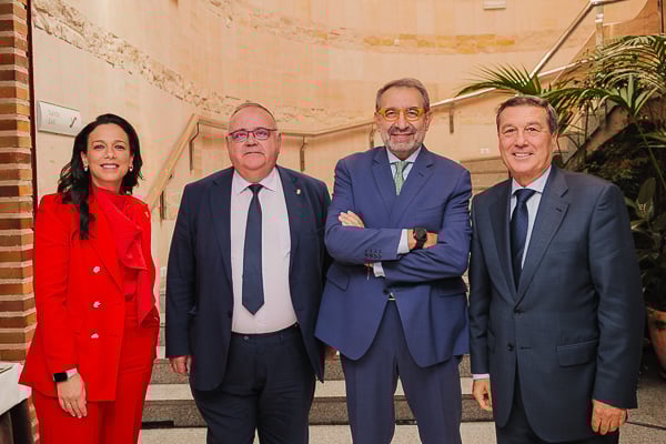 Sara García Espada, Alejandro Vázquez, Jesús Fernández Sanz y Marciano Gómez.