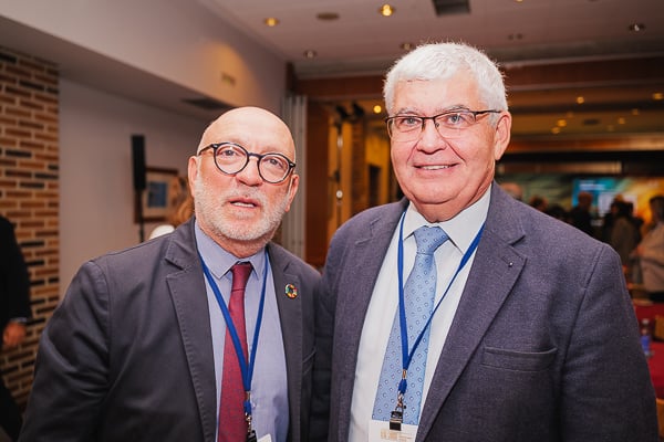 Rodrigo Gutiérrez, Ex Director General de Ordenación Profesional del Ministerio de Sanidad. Ex Director General de Calidad y Humanización de Atención Sanitaria de la Consejería de Sanidad de Castilla-La Mancha; y Justo Herrera, Ex Subsecretario del Ministerio de Sanidad, Consumo y Bienestar Social.