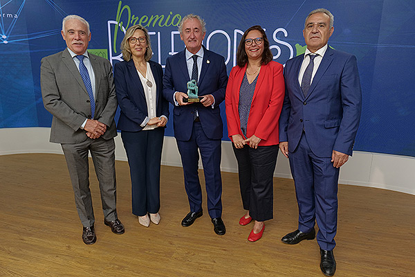 Foto de familia del Consejo General de Colegios Oficiales de Medicina.