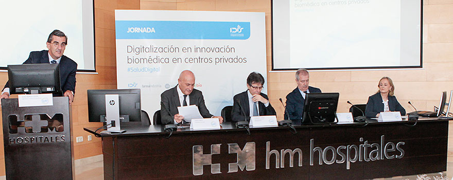 Juan Abarca Cidón, presidente de HM Hospitales; Jordi Martí, presidente de Asebio; Humberto Arnés, director general de Farmaindustria; Luis Mayero, presidente del IDIS, y Margarita Alfonsel, secretaria general de Fenin.