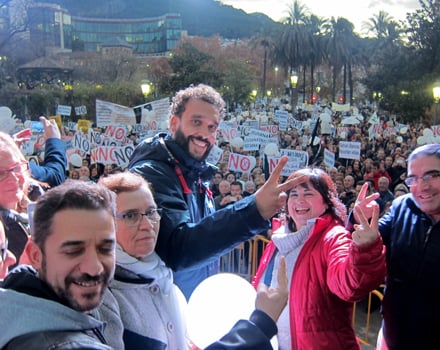 Spiriman en una protesta contra la fusión hospitalaria de Granada.
