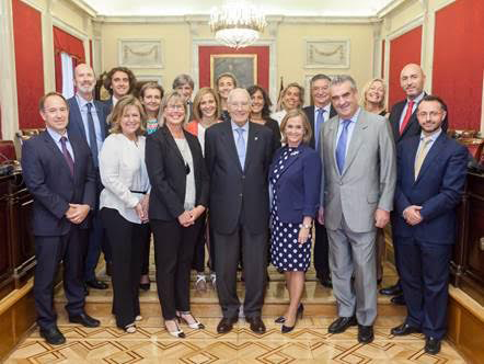 Miembros de la Junta Directiva de Fenin en la sede del Consejo de Estado.