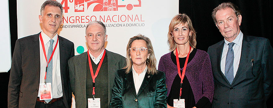 ordi Ara, director gerente del Hospital Germans Trías i Pujol de Barcelona; Juan Gallud, director general de Asistencia Sanitaria de la Consejería de Sanidad de Valencia; Inmaculada Torres, presidenta del Colegio Oficial de Médicos de La Rioja; Beatriz Massa, presidenta de la Sehad y Alberto Giménez, presidente de la Fundación Economía y Salud.