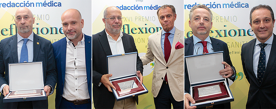 Los ganadores de los accésit junto a los encargados de entregarles el premio