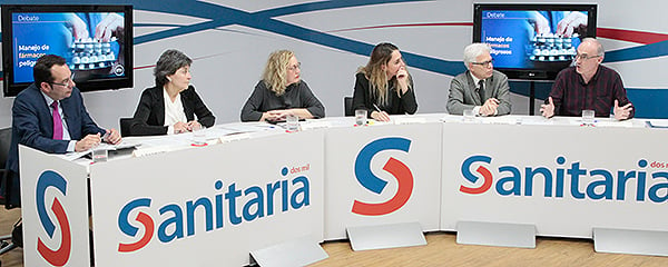José Luis Cobos, Amparo Botejara, Teresa Angulo, Irene Pérez, Jesús María Fernández y Xavier Solans en un momento del debate.