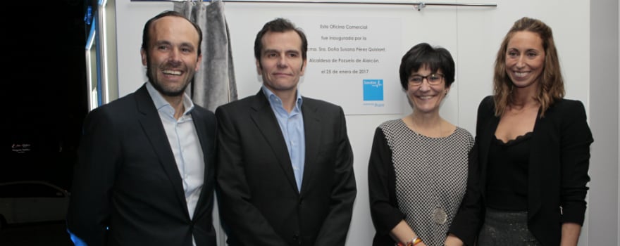 Joaquín Chamorro, director ejecutivo regional de Sanitas Seguros, Iñaki Peralta, Susana Pérez y Gemma Mengual