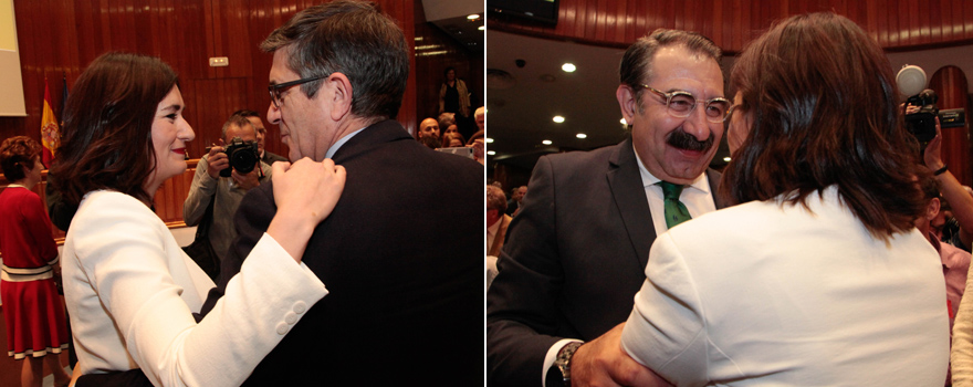 Patxi López, presidente de la Comisión de Sanidad del Congreso de los Diputados, y Jesús Fernández felicitan a Carmen Montón por su nuevo nombramiento.