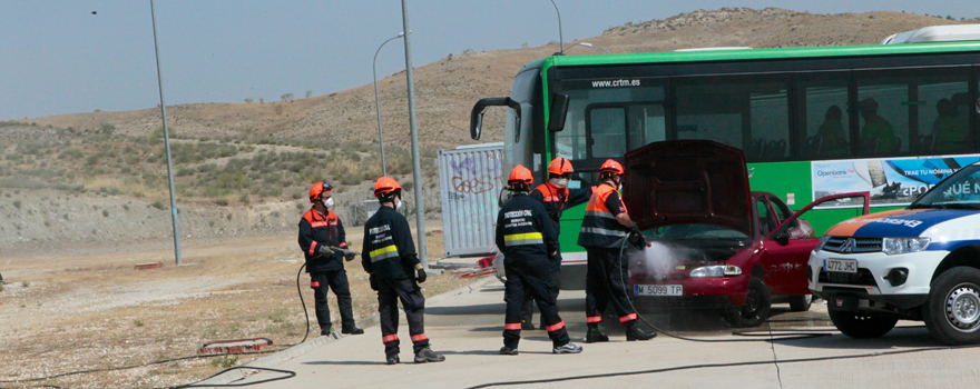 Los bomberos también han participado en el simulacro de este jueves. 