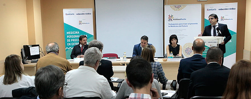 Aspecto de la sala durante la charla de Vergeles.