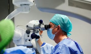 Francia, dispuesta a pagar a médicos oftalmólogos hasta 1.000 euros al día