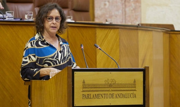 La consejera de Salud y Consumo de la Junta de Andalucía, Catalina García, asegura que Andalucía estabilizará al 94% de la plantilla del SAS en esta legislatura