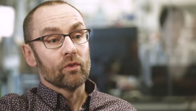 ‘Cambio de cromos’ de altos directivos entre laboratorios